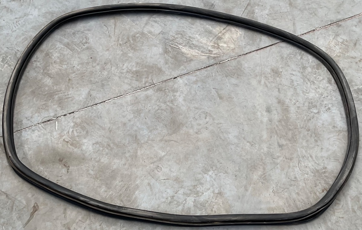 POLO VIVO L/R INNER DOOR SEAL