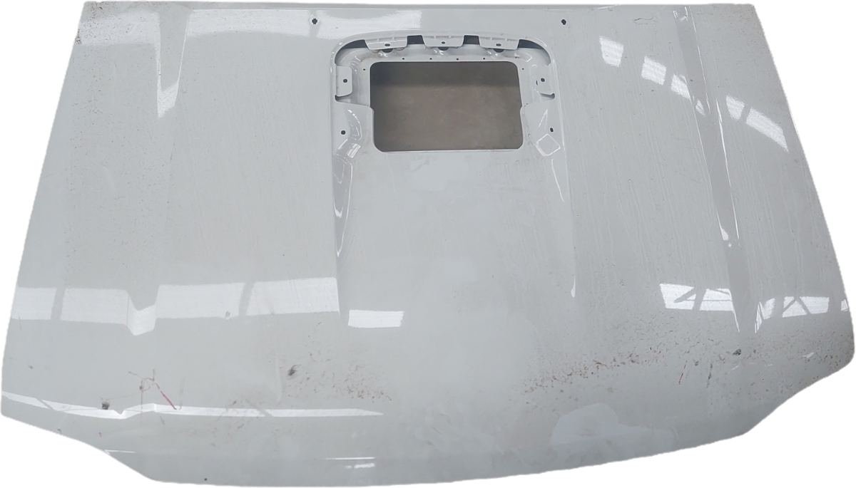 NP300 BONNET WITH SCOOP