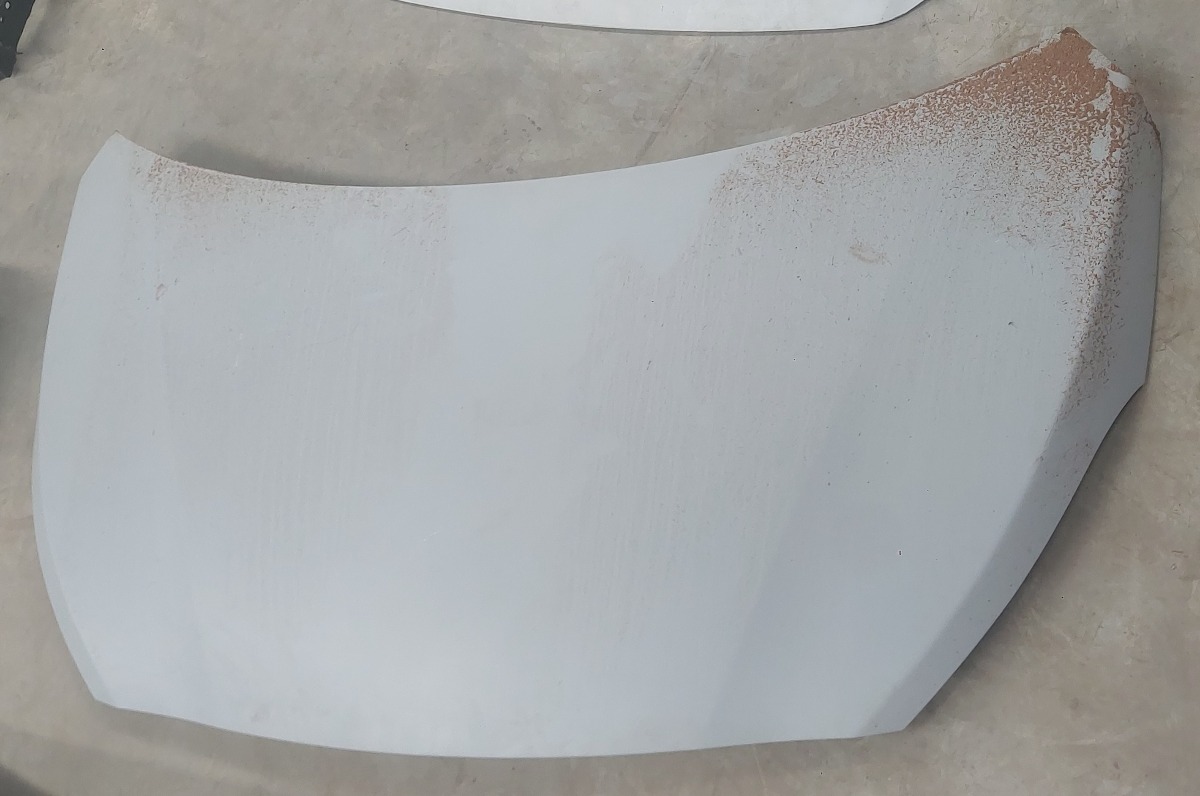 I20 Bonnet