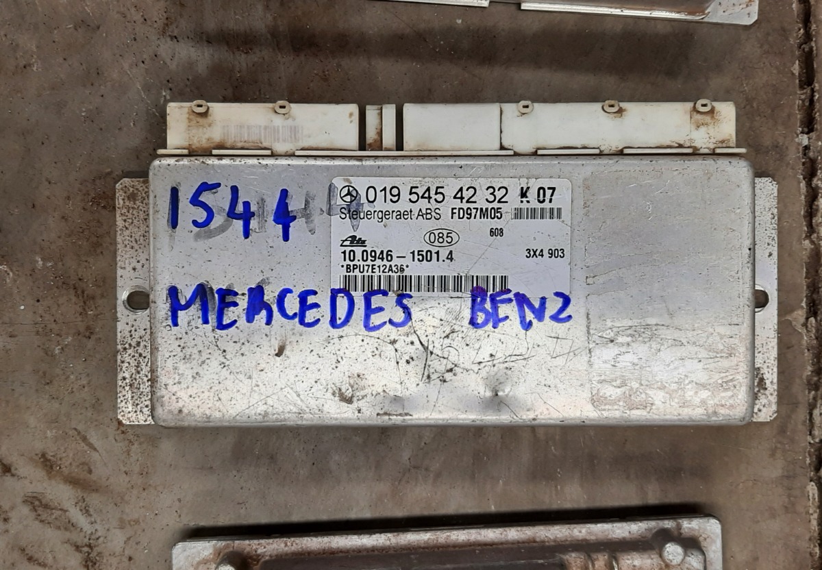 W202 C200 TRANSMISSION  CONTROL UNIT