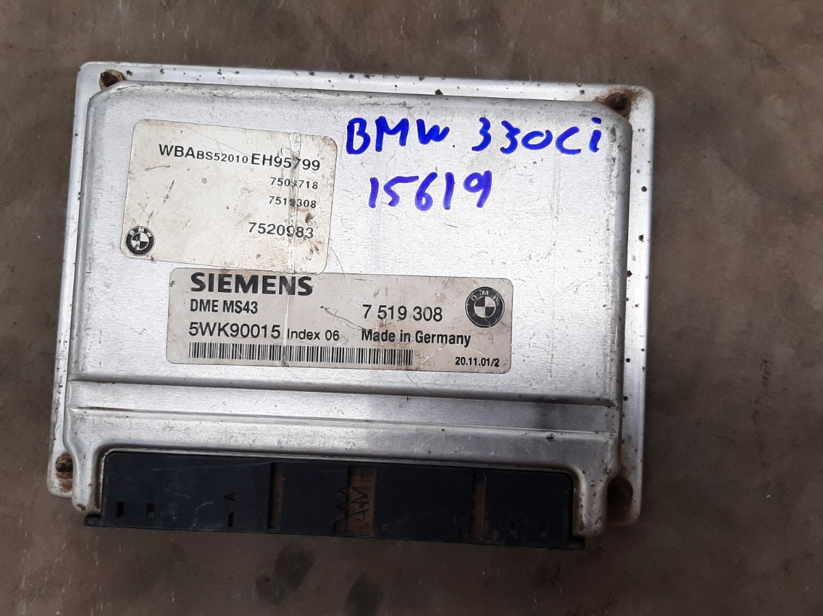 330ci E46 AUTO ENGINE CONTROL UNIT