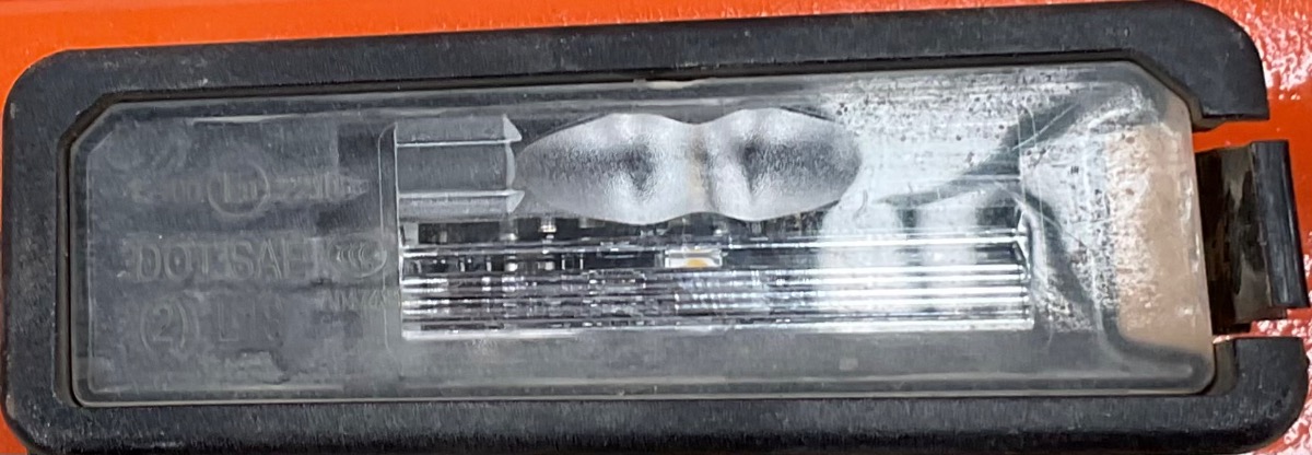 POLO MK 8/9 NO PLATE LIGHT LEFT REAR