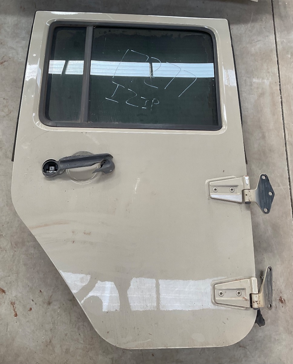 WRANGLER UNLIMITED RUBICON 2019 RIGHT REAR DOOR SHELL