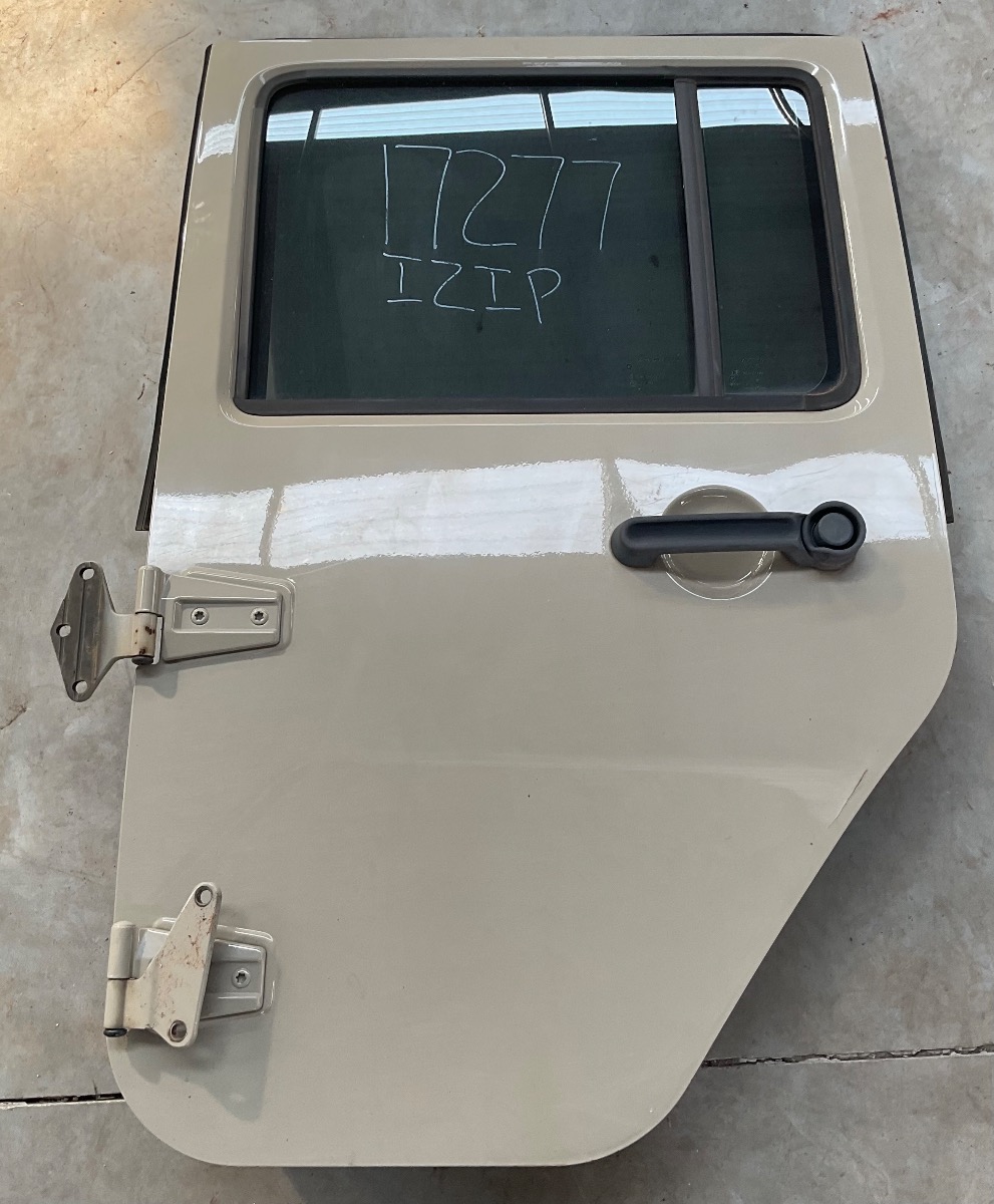 WRANGLER UNLIMITED RUBICON LEFT REAR DOOR SHELL