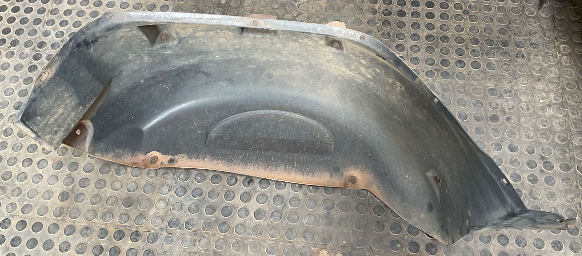 WRANGLER UNLIMITED RUBICON RIGHT REAR SPLASH COVER