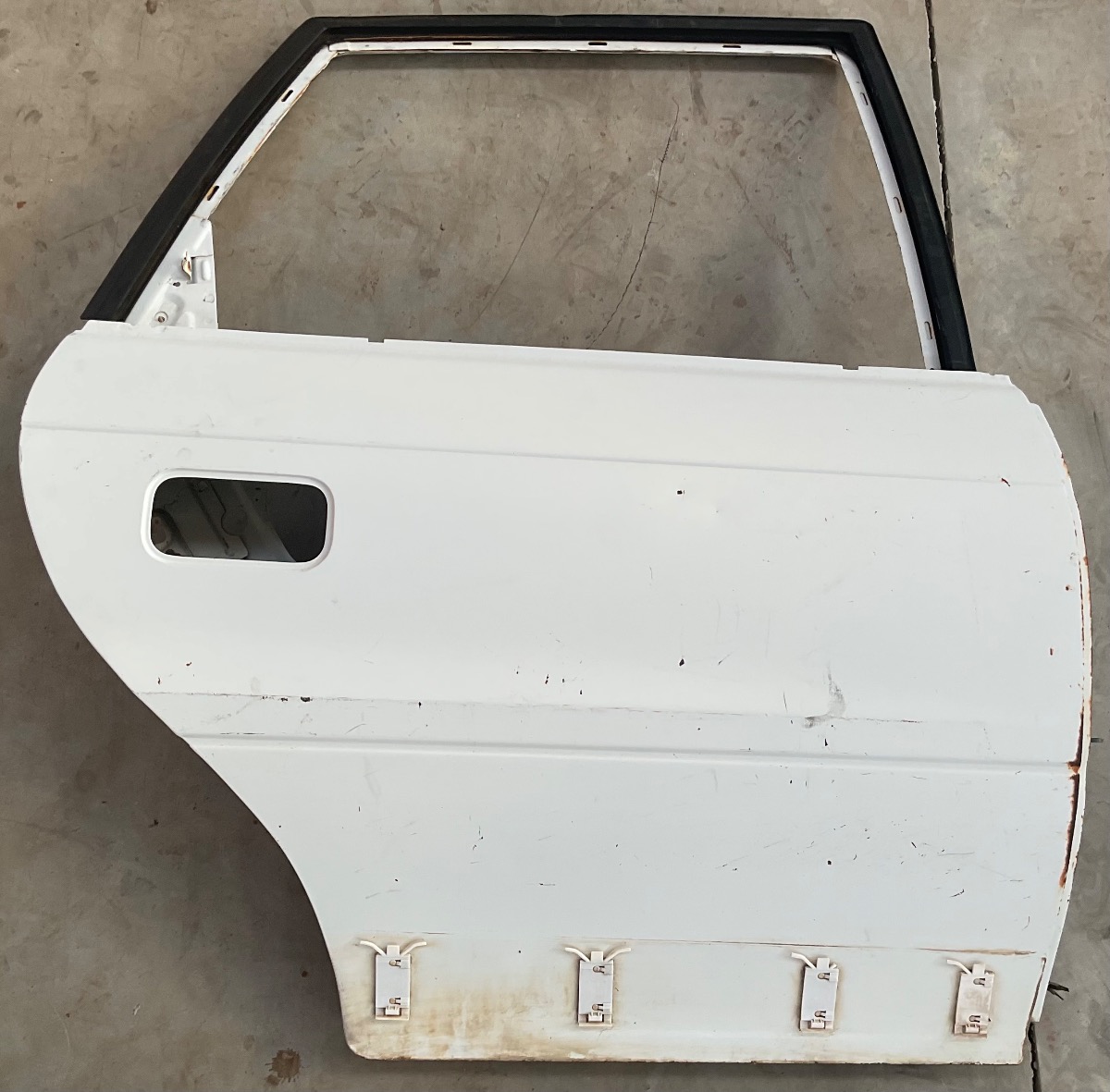 ASTRA RIGHT REAR DOOR SHELL