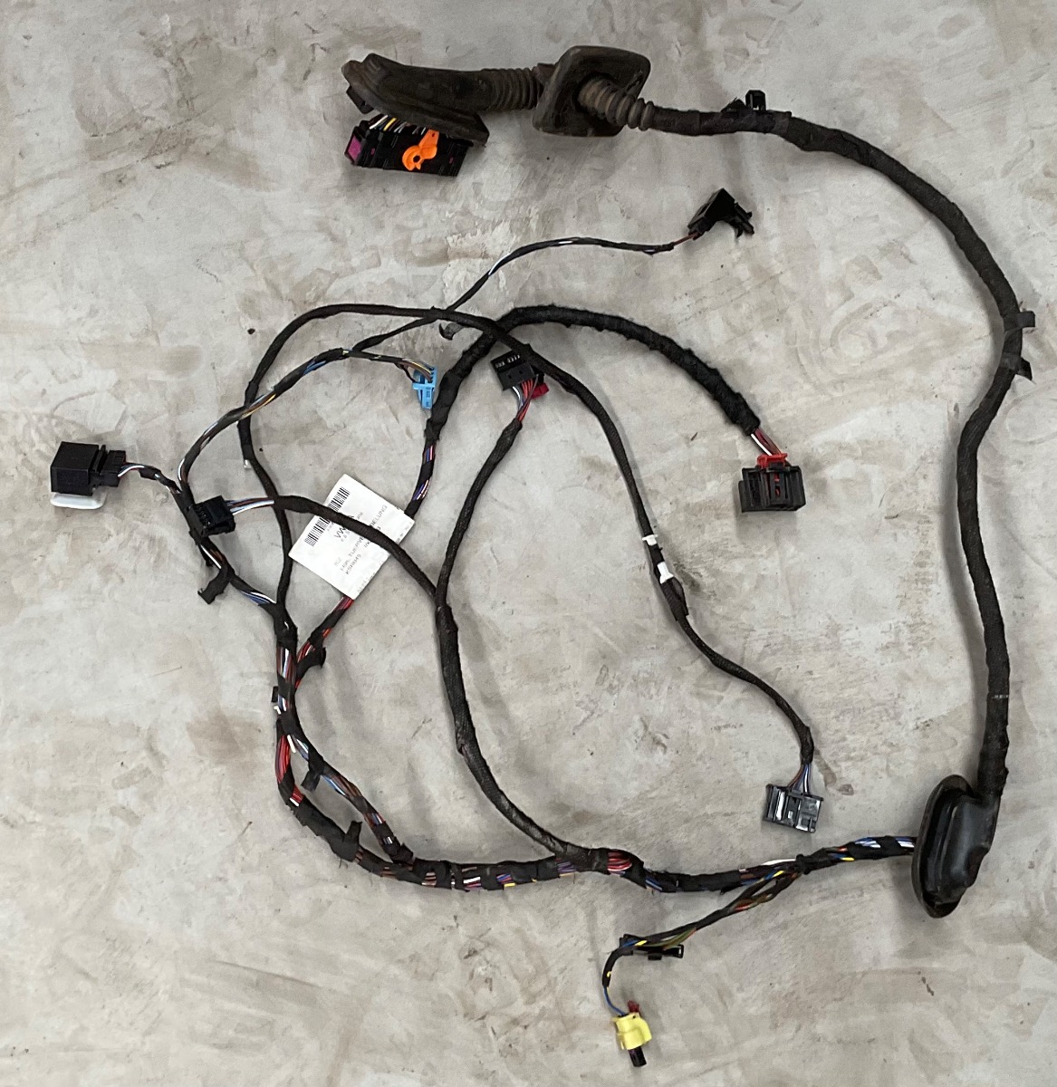 POLO VIVO RIGHT FRONT DOOR WIRING