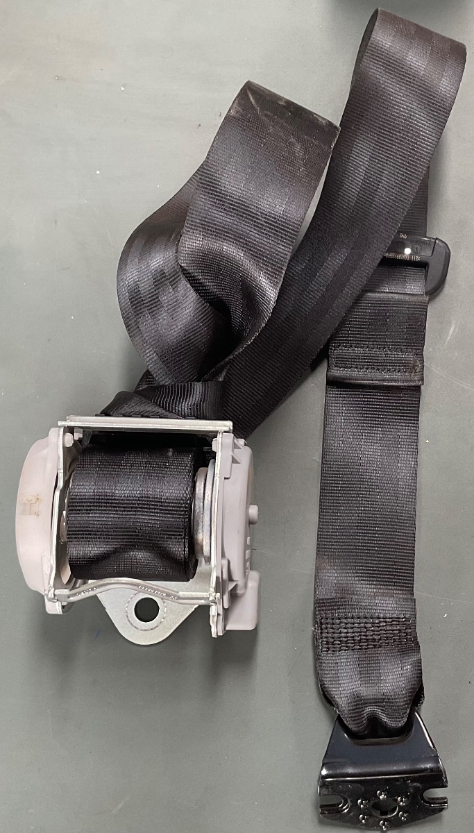 POLO MK 8/9 RIGHT REAR SEAT BELT