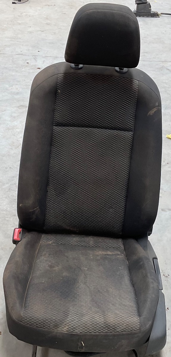 POLO MK 8/9 LEFT FRONT AIRBAG SEAT