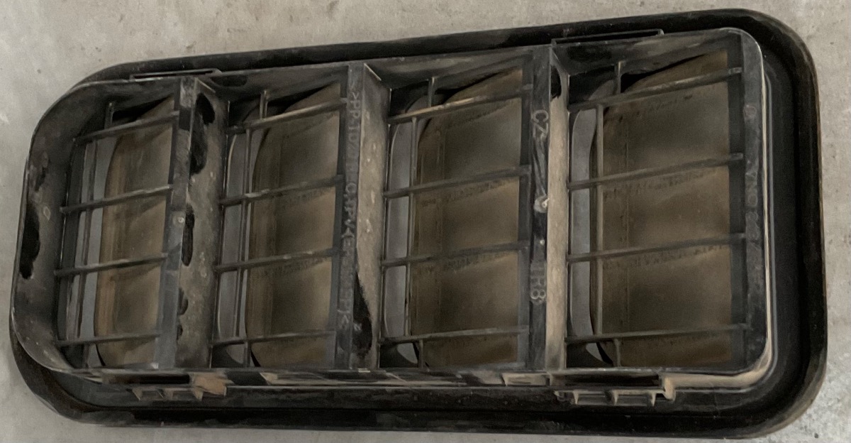 POLO MK 8/9 FENDER VENT LEFT REAR