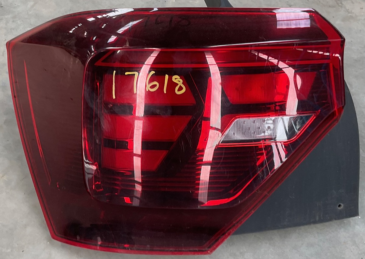 POLO MK 9 TAIL LAMP LEFT REAR LED