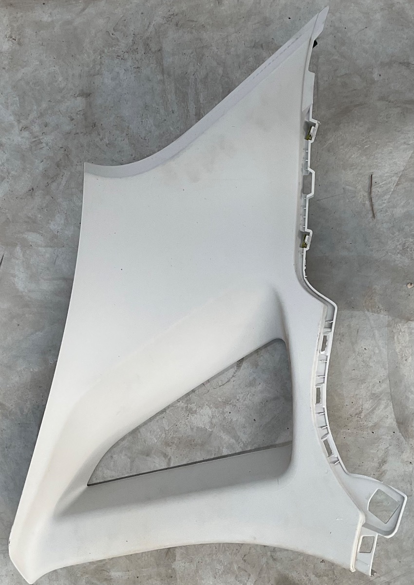 POLO MK 8/9 RIGHT C-PILLAR TRIM