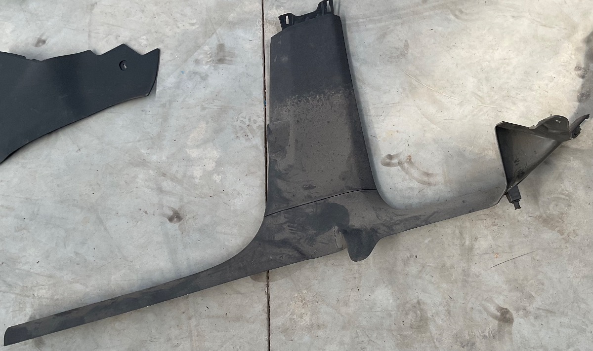 POLO MK 8/9 RIGHT LOW B-PILLAR TRIM