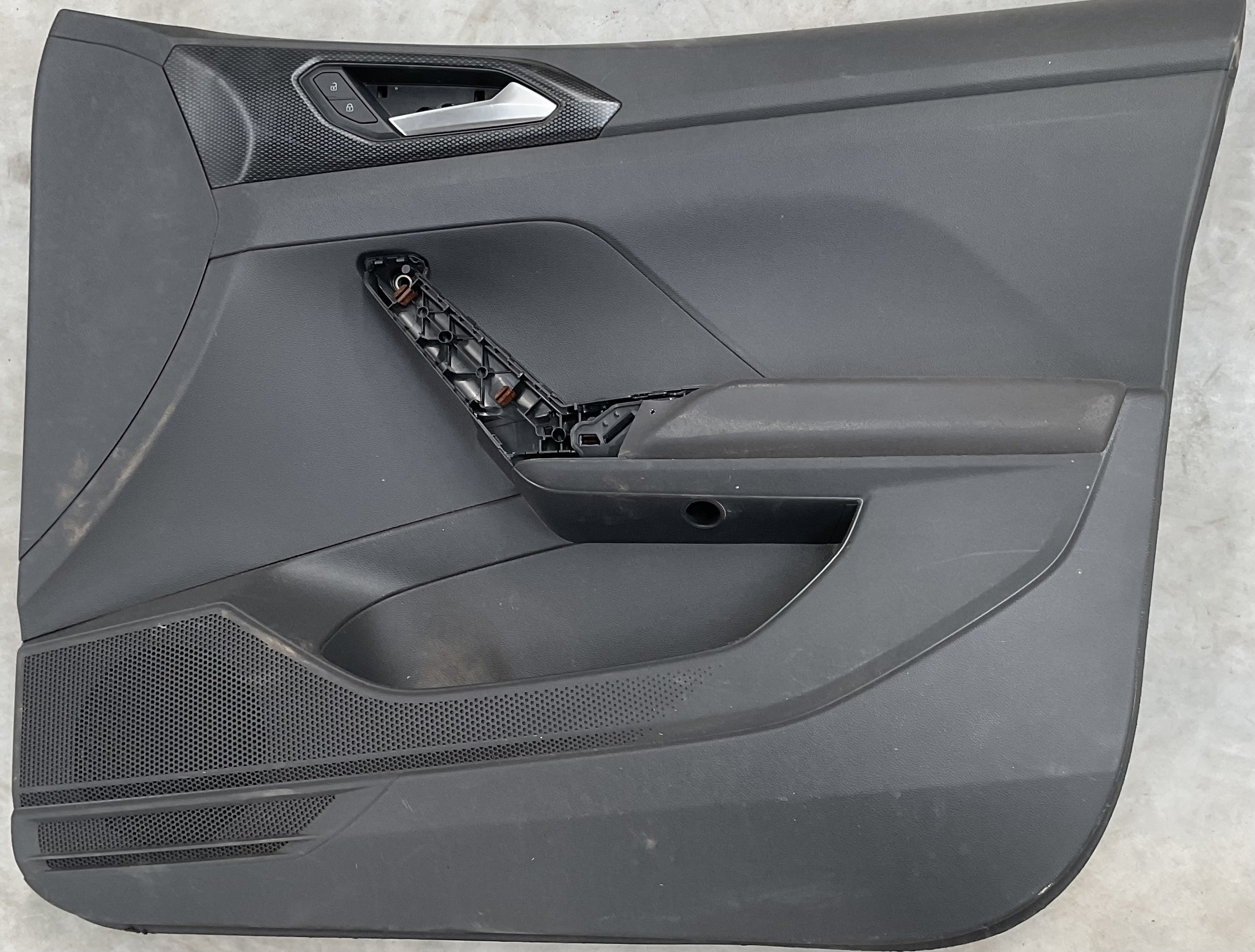 POLO MK8/9 RIGHT FRONT DOOR PANEL