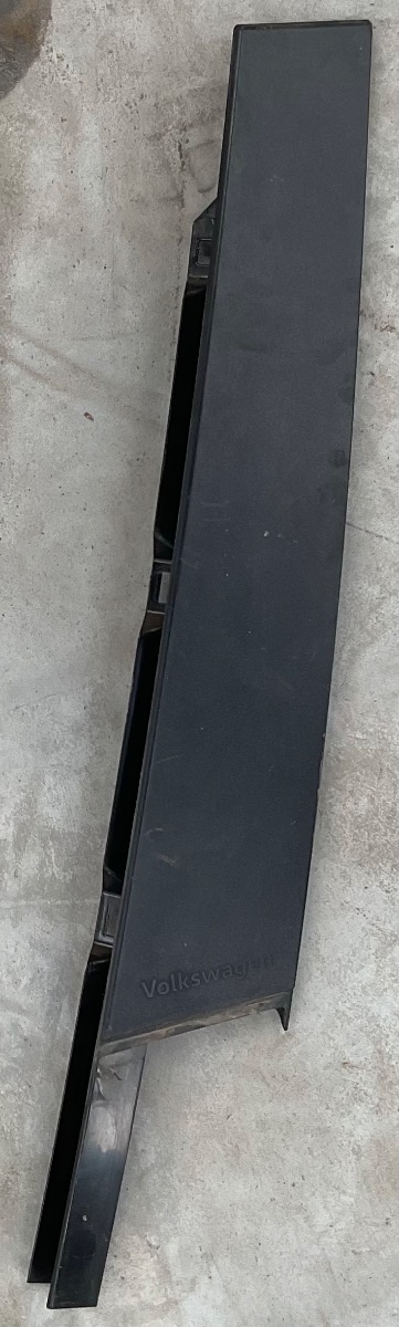 POLO MK 8/9 LEFT FRONT DOOR REAR TRIM