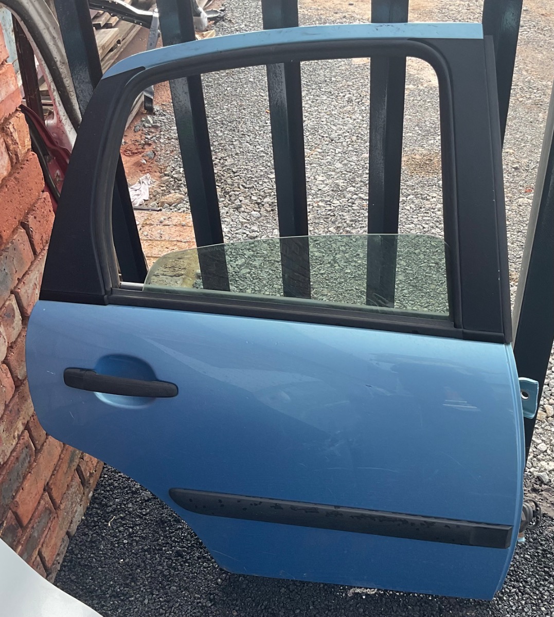 C3 RIGHT REAR DOOR SHELL
