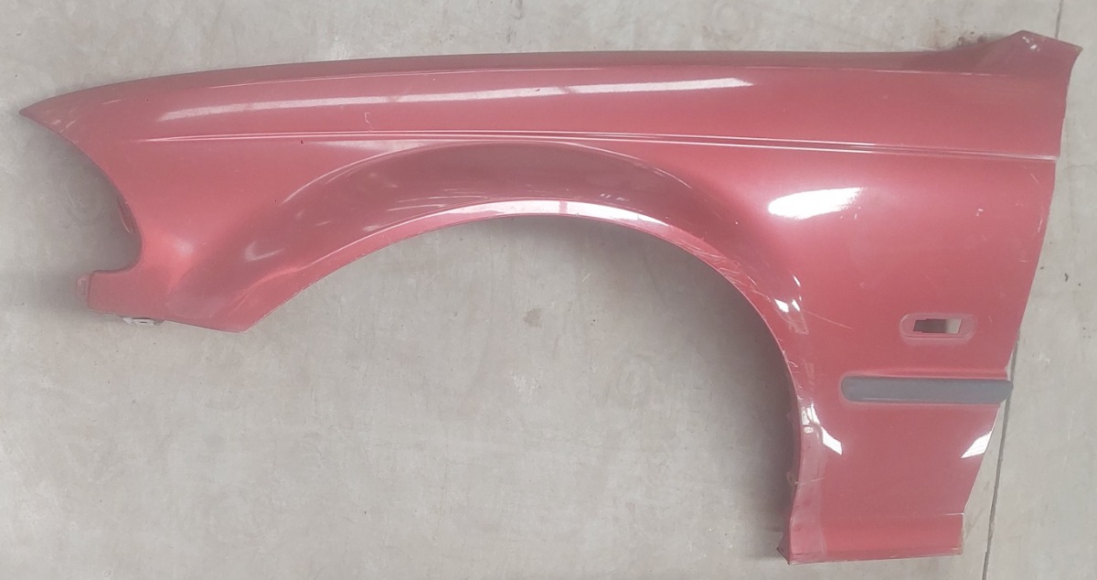 E46 LEFT FRONT FENDER