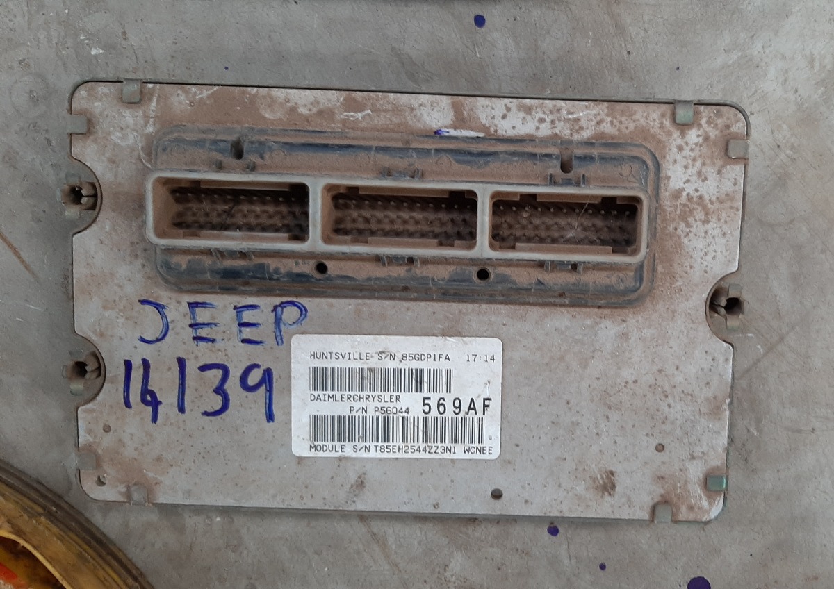 GRAND CHEROKEE 4.7 V8 ENGINE CONTROL UNIT