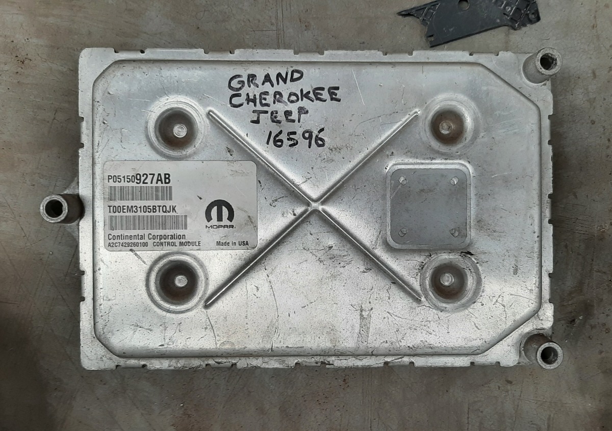 GRAND CHEROKEE 5.7 V8 ENGINE CONTROL UNIT