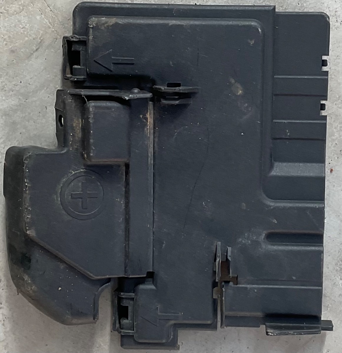 2018 Polo Vivo Trendline Main Fuse Box Cover