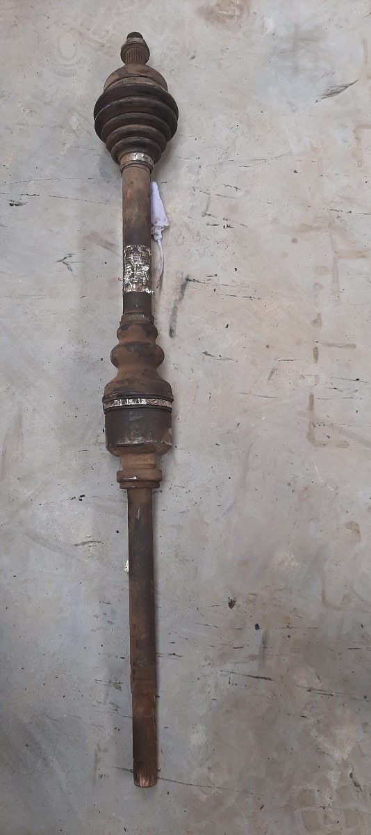 307 1.6 XR RIGHT HAND CVSHAFT COMPLETE