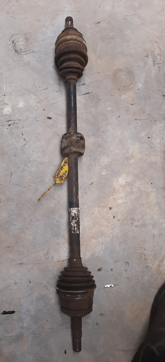 UTILITY 1.4 RIGHT HAND CV SHAFT COMPLETE