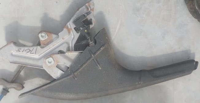 POLO MK 8/9 HAND BRAKE LEVER