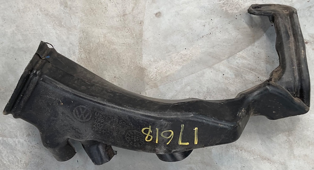 POLO MK 8/9 DASH AIRCON DUCT