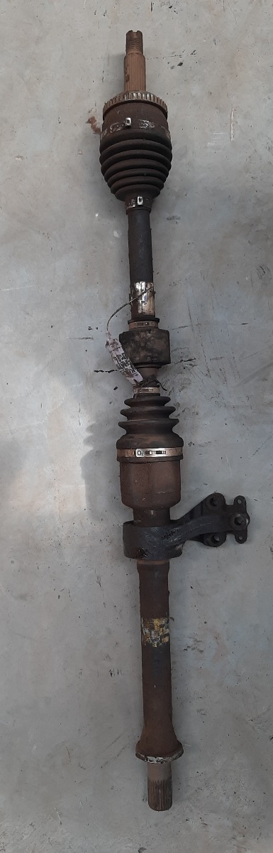 CERATO 1.6T GDI AUTO RIGHT HAND CV SHAFT  COMPLETE