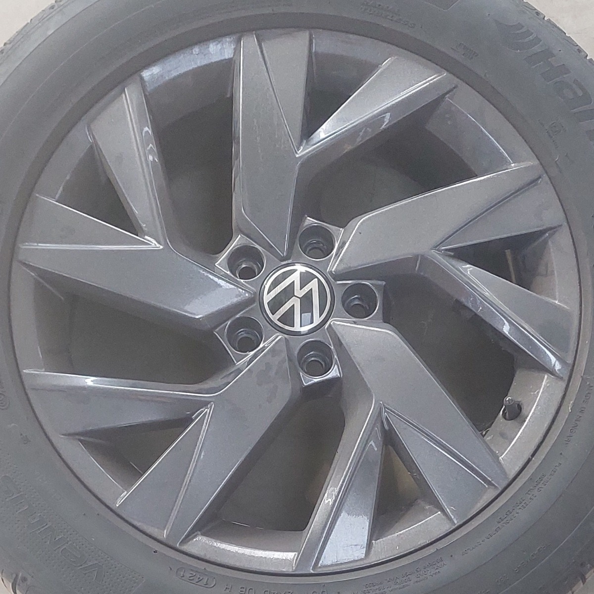 TIGUAN 18" MAG RIM