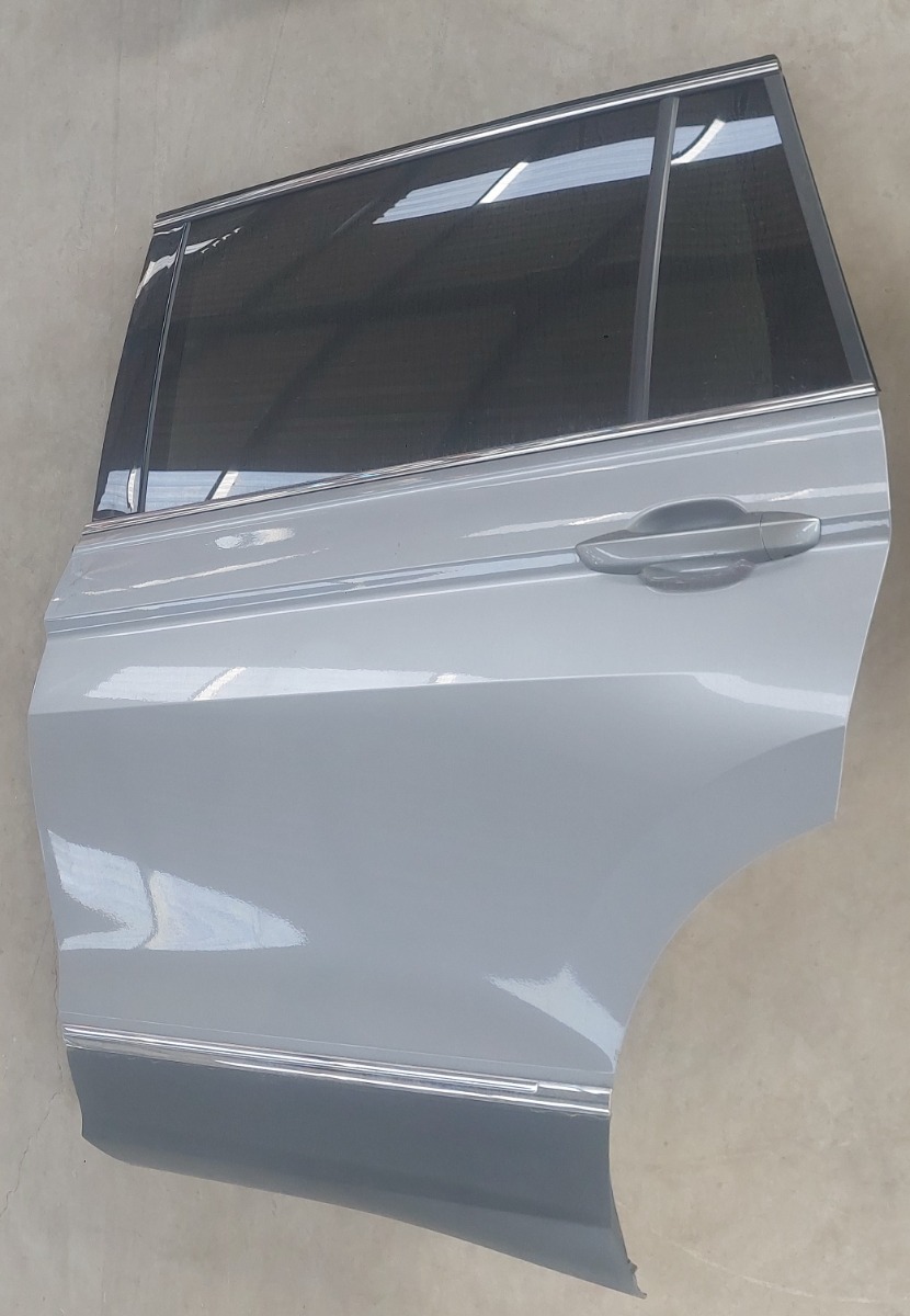 Tiguan Allspace Left Rear Door