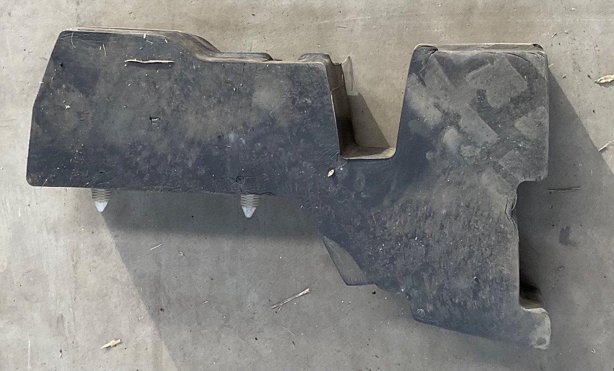 T-CROSS LEFT FRONT FENDER FOAM