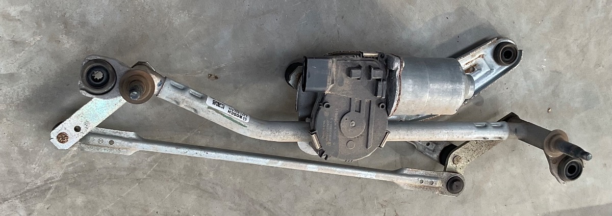 T-CROSS REAR WIPER LINKS AND MOTOR