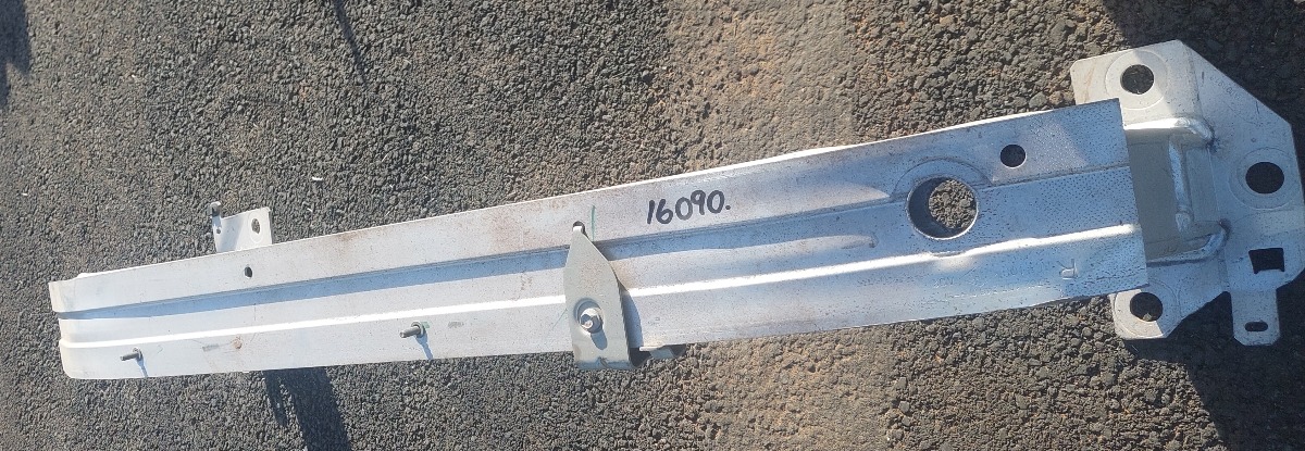 CAPTUR/CLIO FRONT CRASH BAR