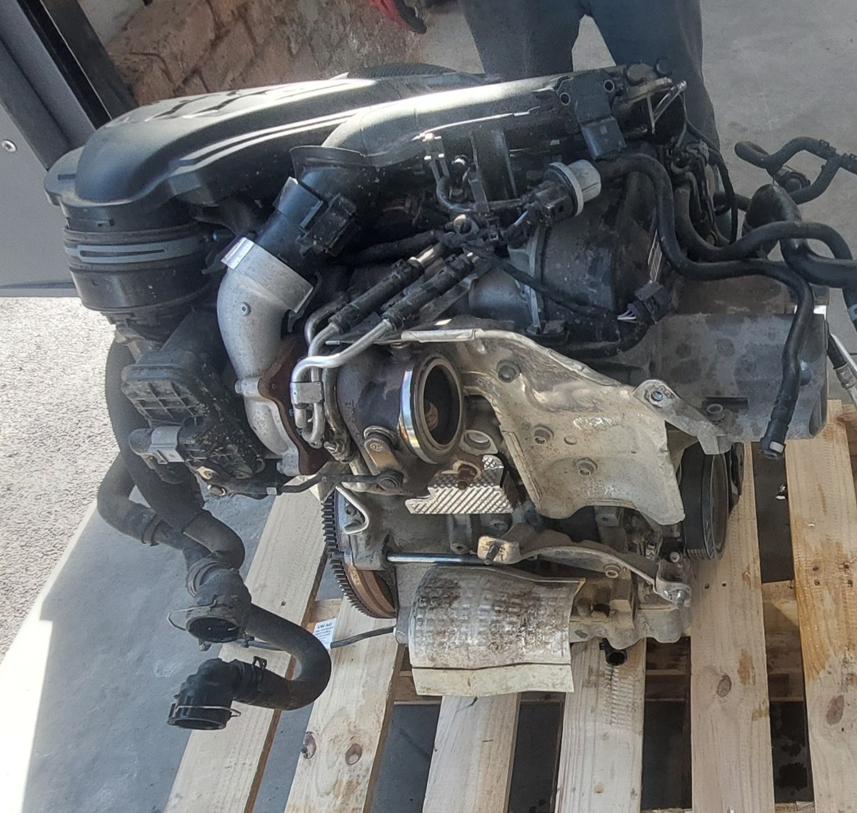 T-CROSS 1.0TSI DKJ 85KW ENGINE COMPLETE