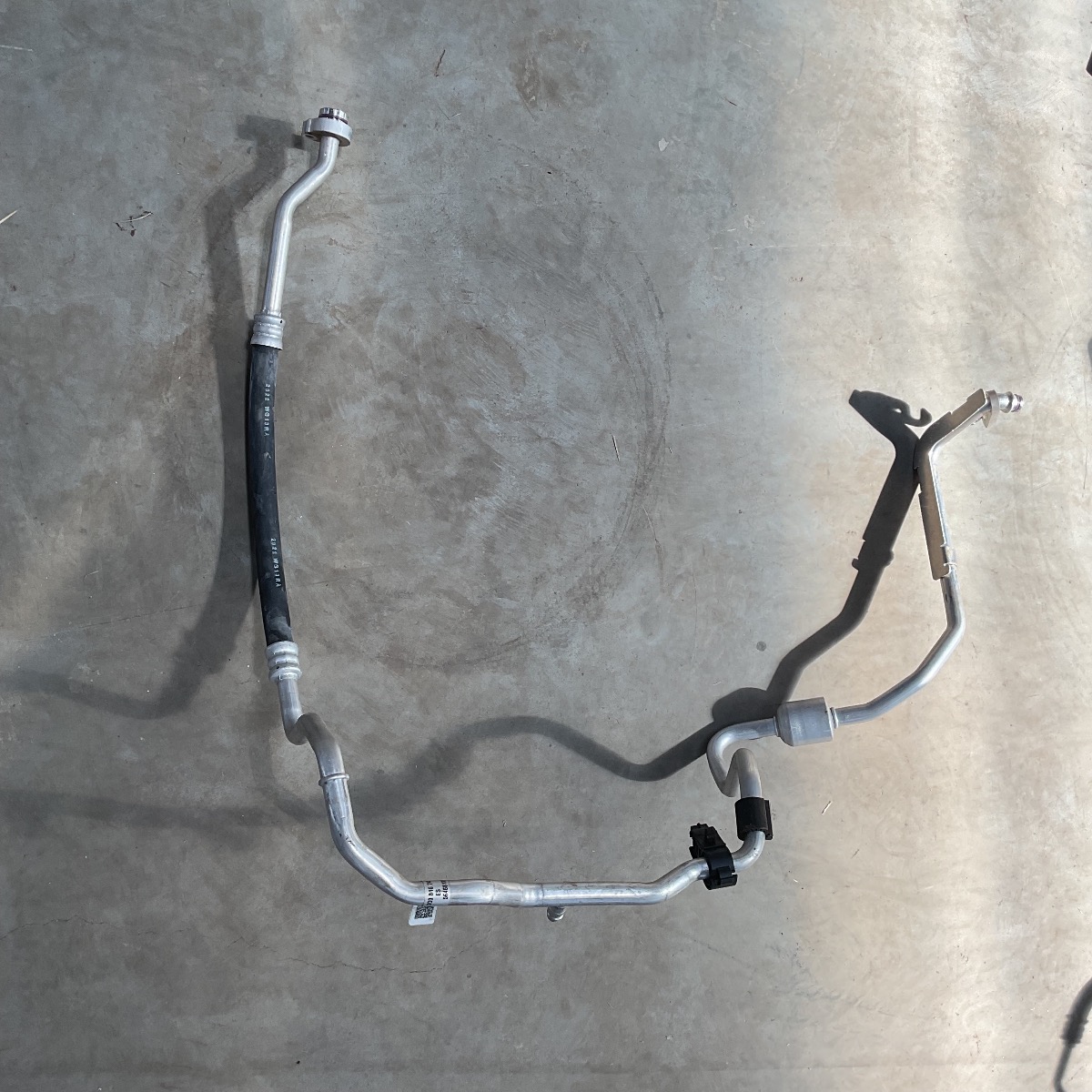 T-CROSS AIRCON PIPE