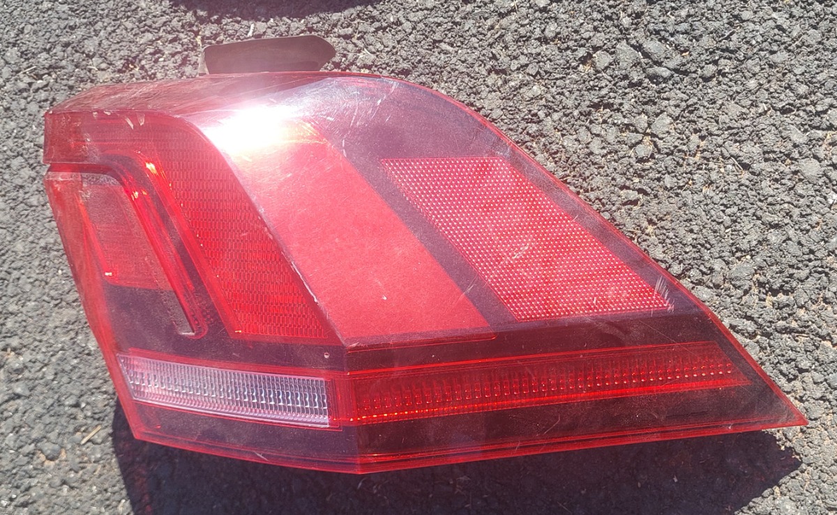Tiguan Taillight Outer Right