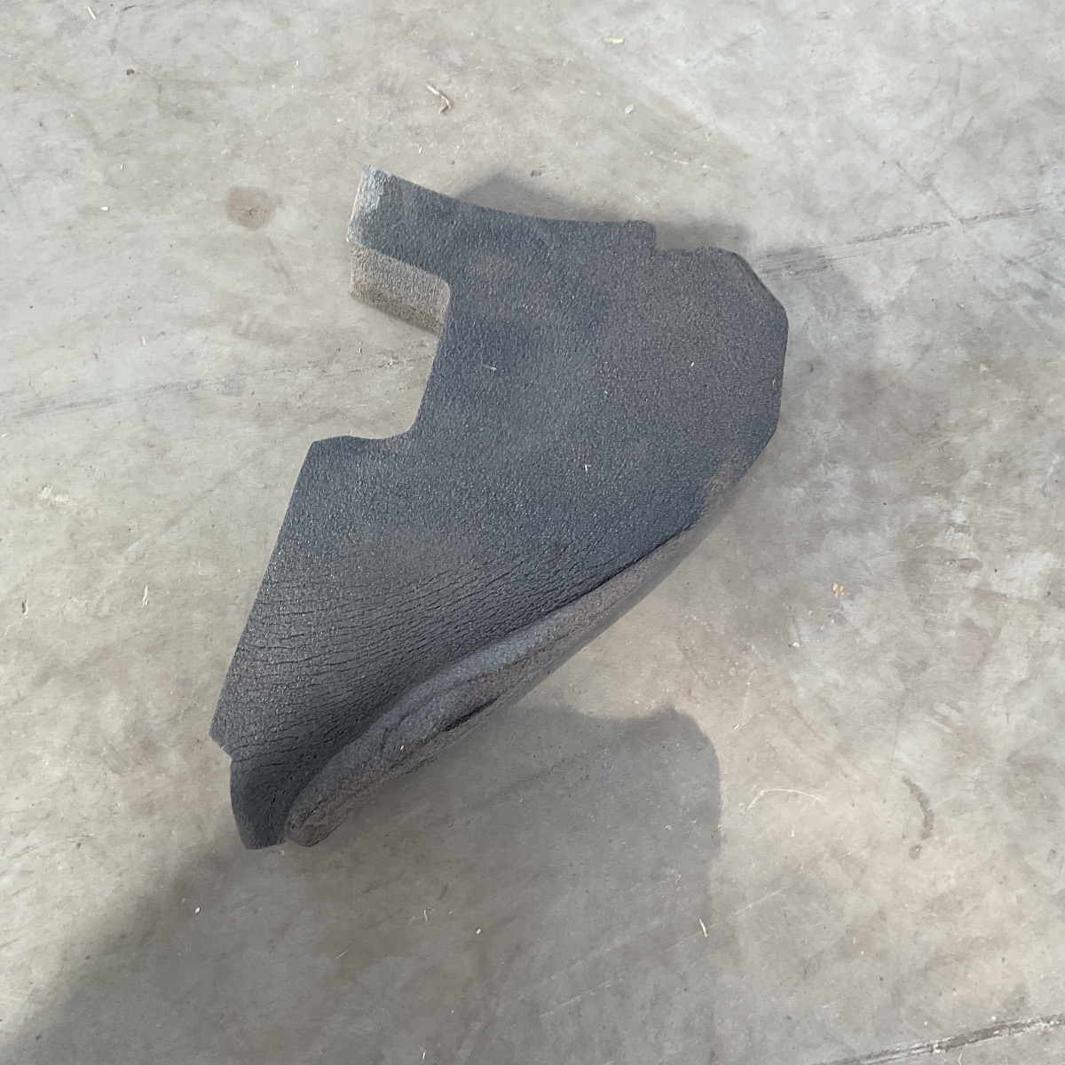 T-CROSS FENDER INSULATION