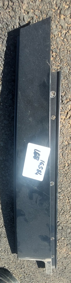 E70 Door Blackout Right Front