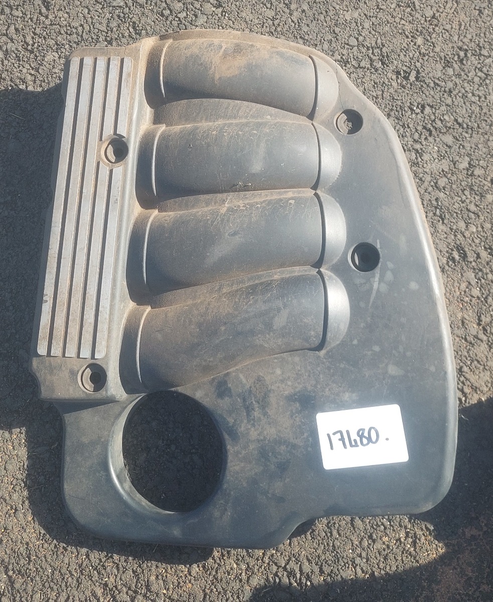 E90 Intake Pipe Cover