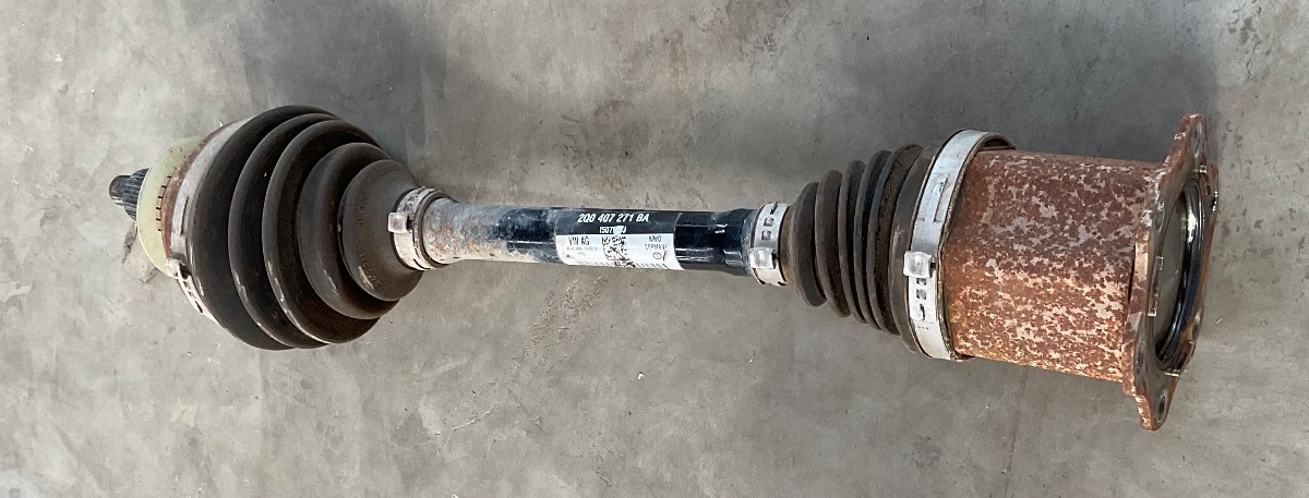 T-CROSS LEFT FRONT DRIVE SHAFT