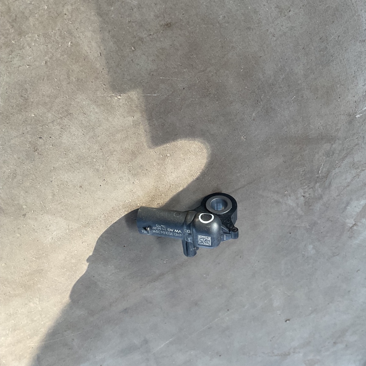 T-CROSS REAR IMPACT SENSOR