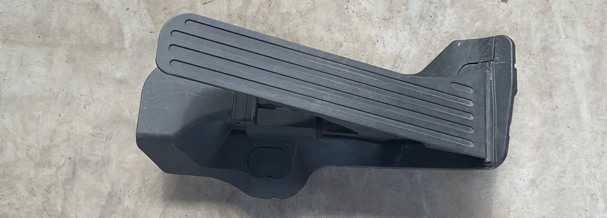 Q3 ACCELERATOR PEDAL
