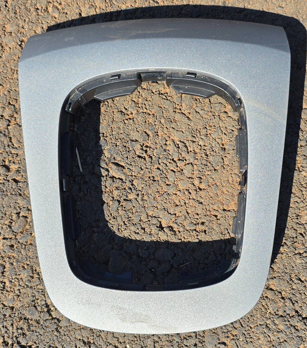 Q3 S-TRONIC SHIFTER COVER