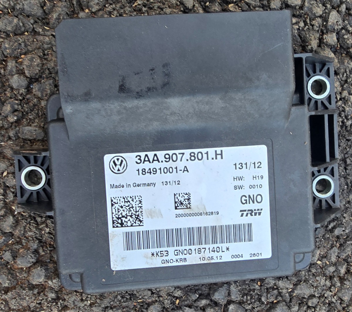 Q3 ELECTRIC PARK BRAKE MODULE