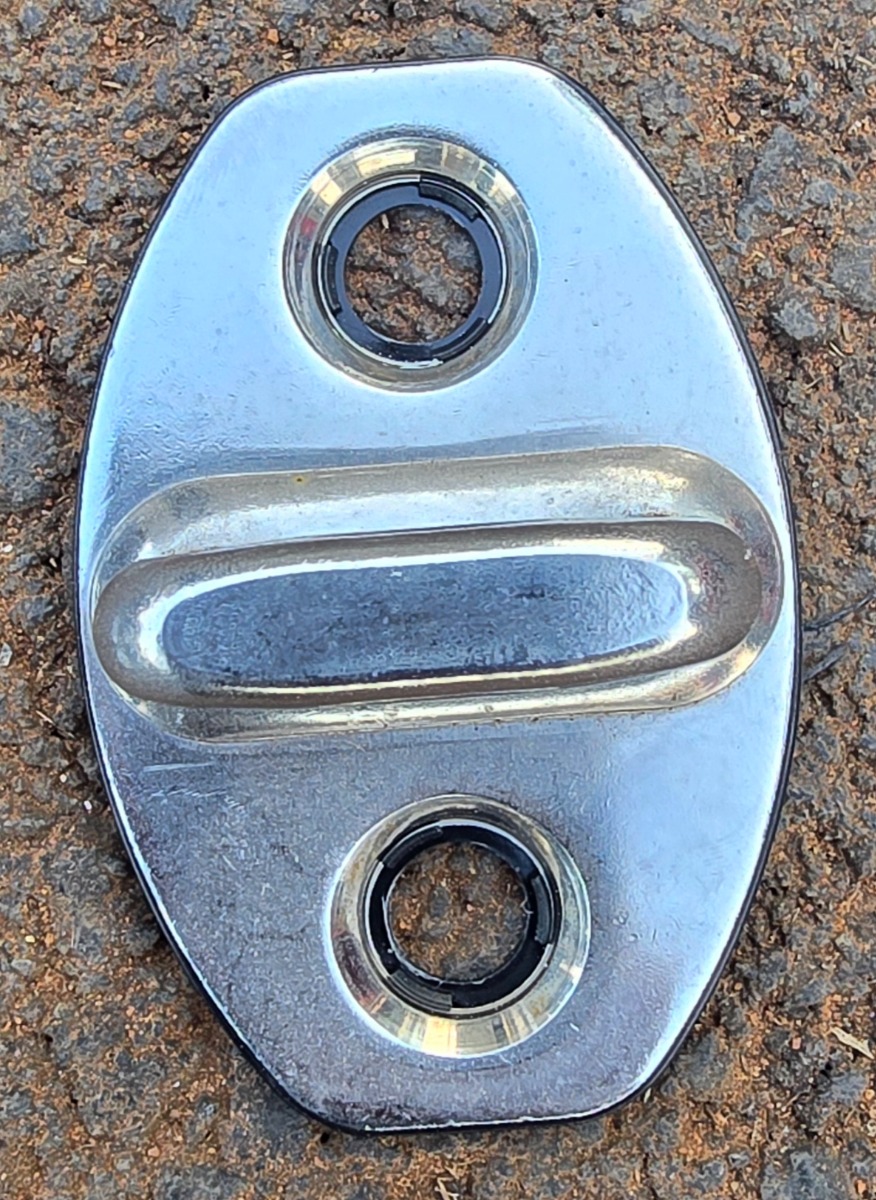 Q3 DOOR STRIKER PLATE