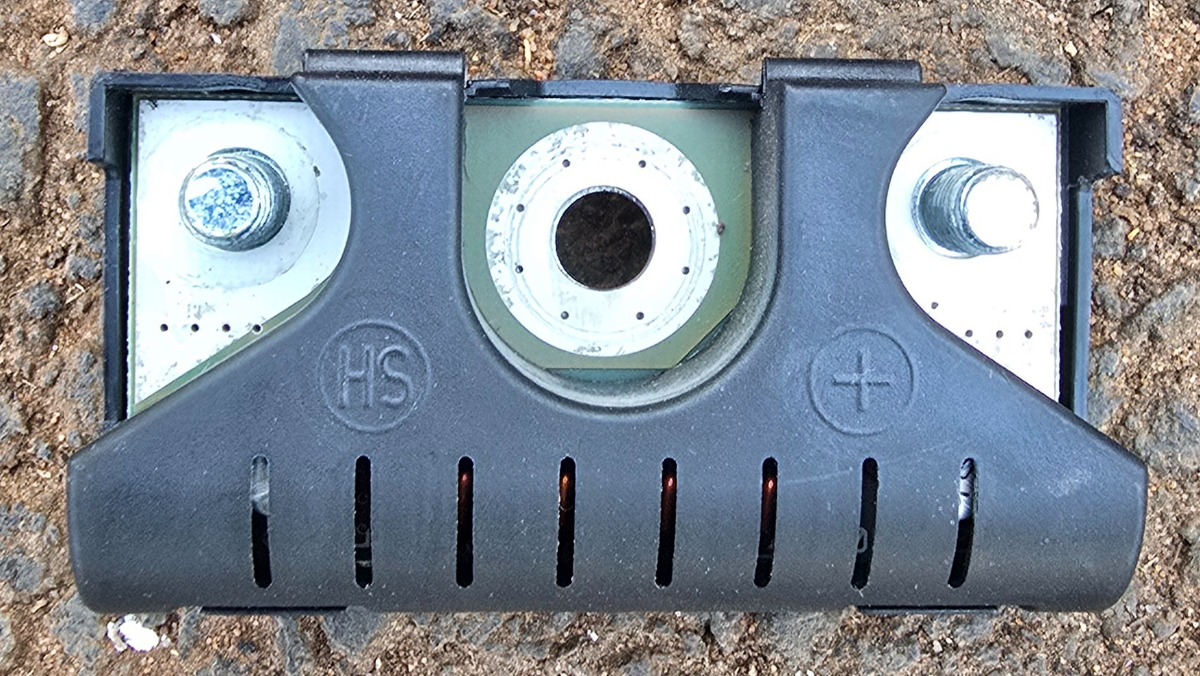 Q3 DISTRIBUTION SUPPRESSOR
