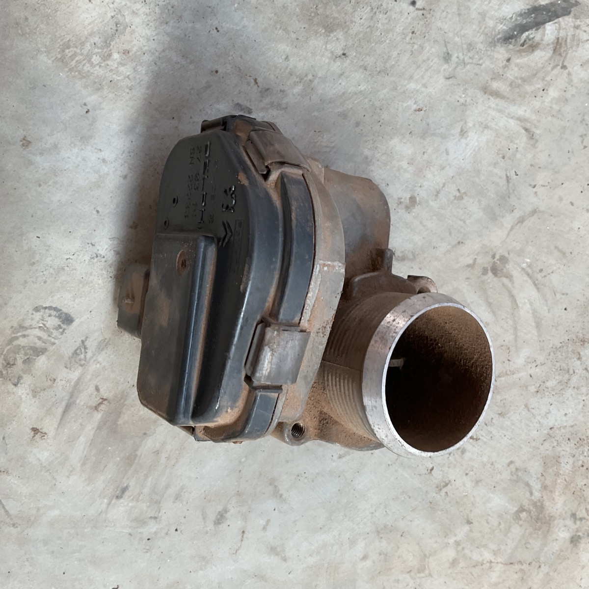 KWID THROTLE BODY
