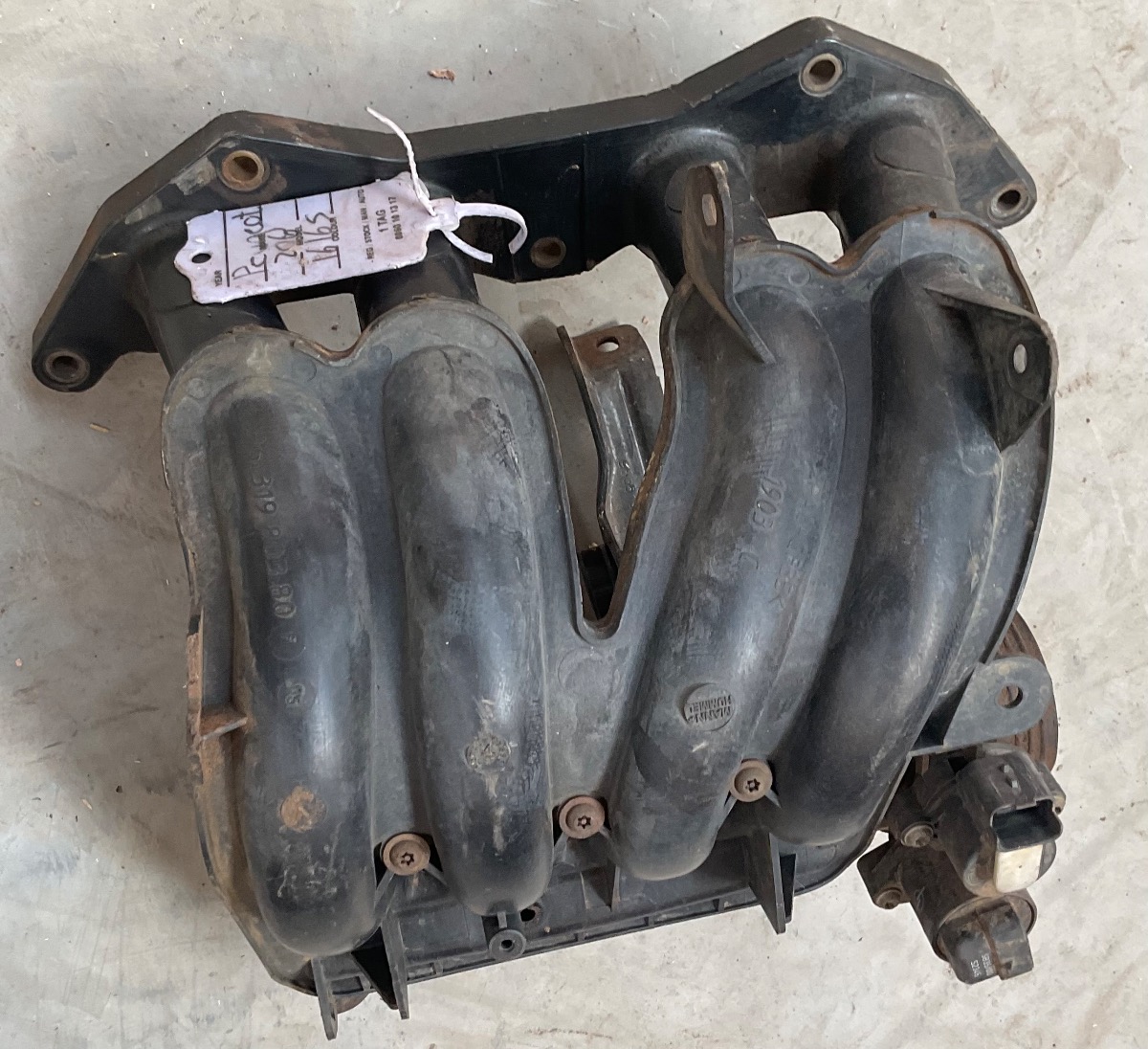 206 1.4 INTAKE MANIFOLD