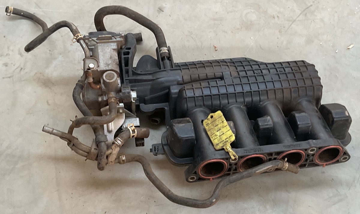 JAZZ 1.5 INTAKE MANIFOLD + THROTLE BODY